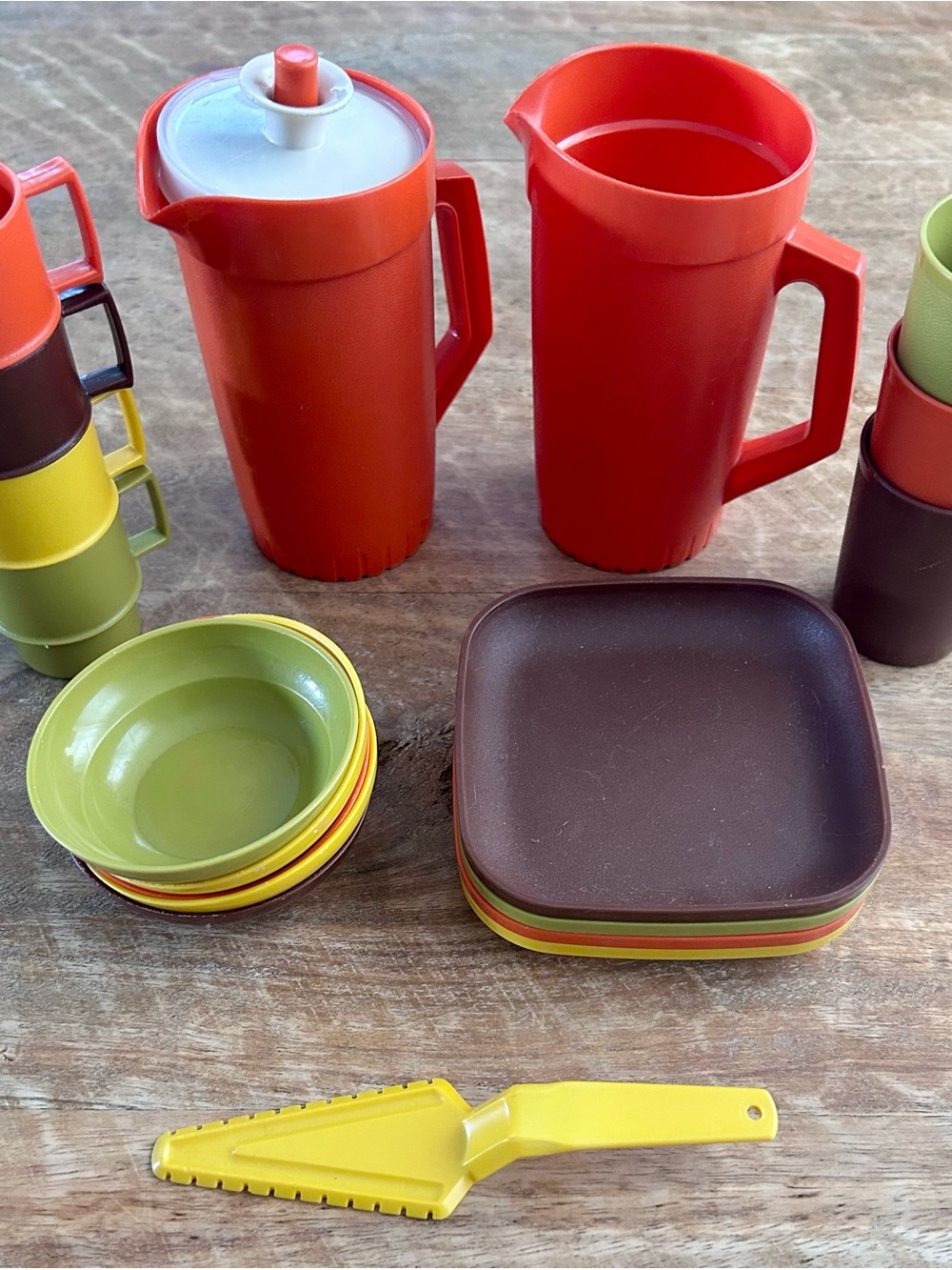 Vintage Tupperware Mini Serving Toy Set in Harvest Palette